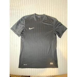 Nike Authentic Dri Fit T-shirt, Size Medium, Black, Wicking material